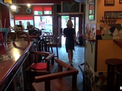 Amatør, Babe, Blondine, Pik sutte, Penge, Realitet, Billig tøs, Ryger