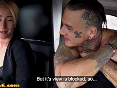 Leie, Tussi, Grosser schwanz, Blondine, Auto, Im freien, Realität