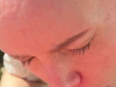 Leie, Blasen, Sperma im mund, Spermaladung, Milf, Mutti, Im freien, Pov