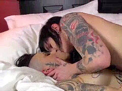 Nikki-hearts, frigging, tat