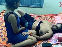 Culo grosso, Fare fisting, Lesbica, Leccata, Masturbazione, Piccola, Calze, Ragazza