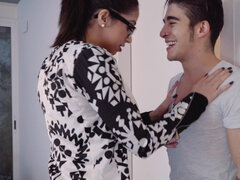 큰 가슴, 흑갈색 머리, 유럽인, 하드코어, Hd, 스페인어, 젖가슴