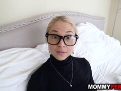 Rumpa, Blondin, Doggystyle, Mogen, Milf, Mamma, Pov, Styvmamma