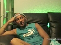 Amatéři, Zadek, Velký zadek, Dávení penisem, Na obličej, Gay, Hardcore, Masáž