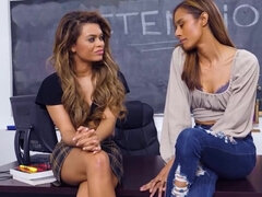 18, ディルド, 黒人, Hd, オーガズム, ティーン, オッパイの, 濡れ