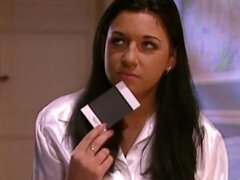 Stor stjärt, Stora tuttar, Brunett, Fingering, Kysser, Fitta, Strippning, Tuttar