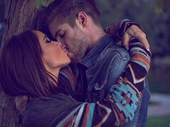 Pompino, Schizzo di sborra, Da dietro