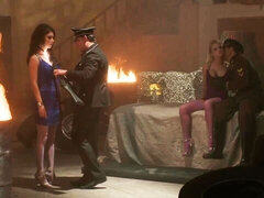 Grosse bite, Gros seins, Blonde, Brunette brune, En levrette, Robe, Hd, Rétro