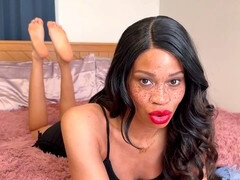 Amateur, Conversation vulgaire, Pieds, Femme dominatrice, Humiliation, Chaussures, Solo