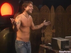 Ázsiai, Tekintélyes didik, Szőrös, Érett feleség, Nuni, Tetkó, Játékszerek, Nedves