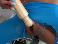 Enthousiasteling, Indisch, Masturbatie, Doordringend, Kut duiken, Alleen, Tatoeage, Tieten likken