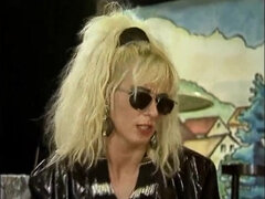 DBM GEMS 4 Lesbians Fisting