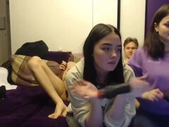 Piękna, Obciąganie, Brunetka, Cycata, Grupa, Sutki, Cipka, Nastolatki