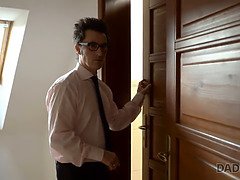 Минет, Застукали, Папочка, Дочка, Секс без цензуры, Лизание, Киски, Бритые