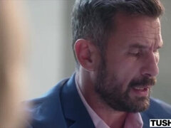 In den arsch, Aus dem arsch in den mund, Hundestellung, Aufs gesicht abspritzen, Klaffend, Handjob, Muschi, Hintern versohlen