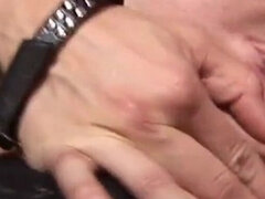 Arsch, Grosser arsch, Grosse titten, Betrug, Milf, Flotter dreier