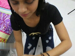 18 ans, Amateur, Gros cul, Sucer une bite, Couple, Petite femme, Pov, Adolescente