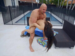 Amerikansk, Asiat, Brunette, Naturlige bryster, Lille kvinde, Fisse, Barberet, Tatovering