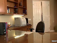 Beauté, Grosse bite, Blonde, Plantureuse, Femme couguar, Mère que j'aimerais baiser, Chatte, Jarretelles