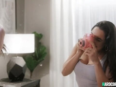 Lízanie análu, Spálne, Čierne, Kuřba, Dildo, Medzirasové, Lesbické, Pornstars