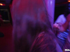 Amatør, Soverom, Store pupper, Brunette, Piercingen, Fitte, Puppejobb, Leker