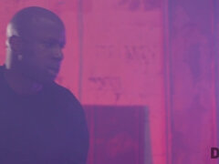 Slikke rumpe, Store pupper, Svart, Kukk suging, Bakfra, Hd, Squirting, Vibrator