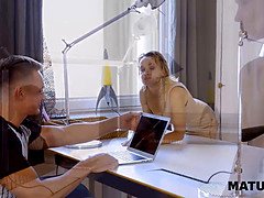 Blond, Pijpbeurt, Oudere vrouw, Rijpe lesbienne, Moeder die ik wil neuken, Moeder