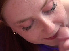 Amateur, Américain, Sucer une bite, Homme nu et filles habillées, Éjaculer dans la bouche, Lingerie, Pov, Rousse roux
