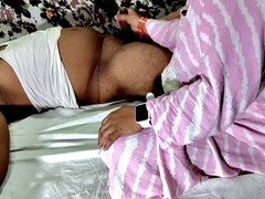 18 jaar, Enthousiasteling, Kont naar mond, Tante, Grote kont, Pijpbeurt, Stel, Indisch