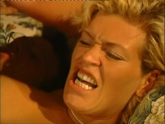 Cul, Blonde, En levrette, Faciale, Italienne, Chatte, Maigrichonne, Plan cul à trois