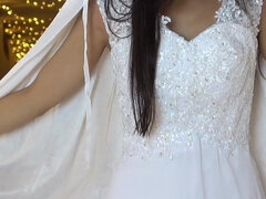 Leie, Asiatisch, Braunhaarige, Zierlich, Solo, Titten, Hochzeit