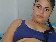 Making Eye Contact with a Fan in Video Chat While Masturbating My Pussy