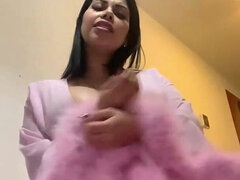 Cul, Gros seins, Brunette brune, Gode, Femelle, Fille latino, Masturbation, Solo