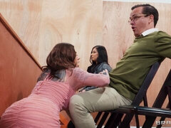 18, Anal, Stor røv, Stor pik, Pik sutte, Hundestilling, Naturlige bryster, Teenager