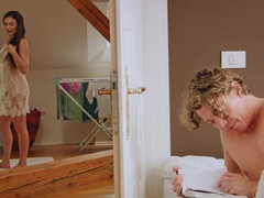 Brunett, Fingering, Handjobb, Hardcore, Slick, Fitta, Rysk, Tonåring