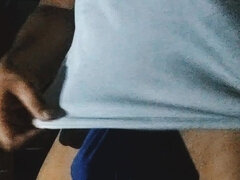 Amateur, Orinar, Solo