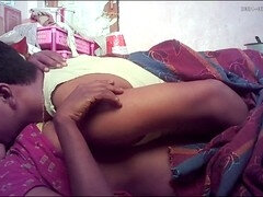 Belle grosse femme bgf, Gros cul, Grosse bite, Bisexuelle, Noire, Indienne, Embrassement, Mamelons