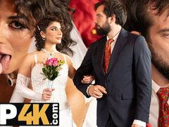 Smuk, Brunette, Tjekke, Kjole, Hårdt, Hd, Offentlig, Strømper