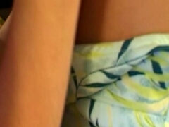 Stora tuttar, Brunett, Lesbisk, Onani, Tuttar, Leksaker