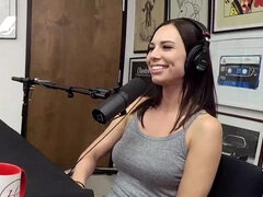 Amatőr, Anális szex, Hatalmas hátsó, Cumizás, Ondó fröcskölés, Kőkemény, Nézőpont, Tini