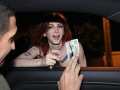 18 éves, Hatalmas hátsó, Monumentális dákó, Cumizás, Kutya póz, Vöröshajú, Tini, Begyek