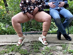 Testes gyönyörű hölgy, Döci, Tátongó, Szőrös, Érett koros, Érett feleség, Nyilvános, Orosz