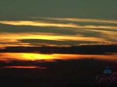 Μπικίνι, Χύσιμο, Πόδια, Η κοπέλα μου, Οργασμός, Κοκκαλιάρης, Τατουάζ, Πείραγμα