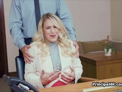 Ερασιτέχνης, Μεγάλα βυζιά, Ξανθιά, Πούτσος, Νοικοκυρά, Δαντέλα, Ώριμη γυναίκα, Κατάσκοπος