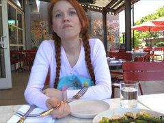 Anaali, Nukke, Sormetus, Gaping, Orgasmi, Julkinen, Koulutyttö, Hameen alla