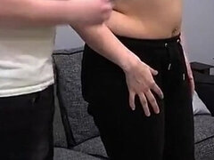 Amatör, Stora tuttar, Avsugning, Sperma i munnen, Fingering, Handjobb, Pov, Fitta