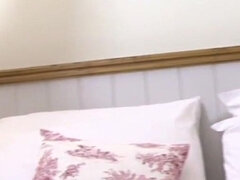 18, 대학교, 귀여운, 레즈비언, 빨간 머리, 스트랩, 청소년, 유니폼