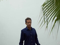 Kuusysi, Amerikkalainen, Suihinotto, Ruskeahiuksinen, Spermashotti, Alusvaatteet, Pillu, Imevä