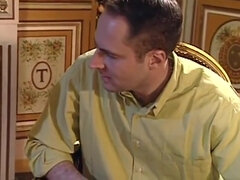 Stor stjärt, Stor kuk, Stora tuttar, Brunett, Långt ner i halsen, Offentlig, Tatuering, Tuttar