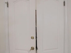 69, Azijci, Rit, Rjavolaska, Poljubljanje, Naravne joške, Tetovaže, Joške